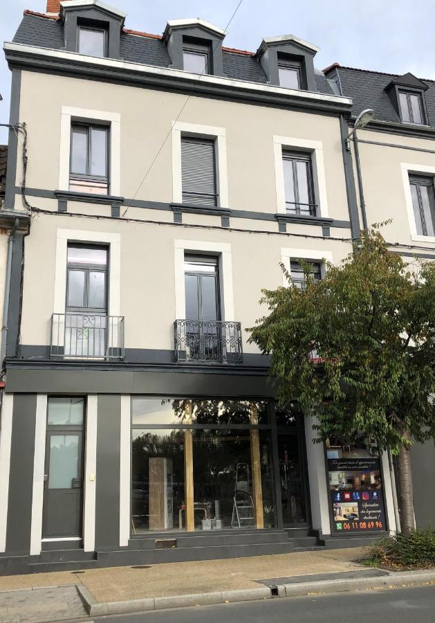 Résidence les Rives du Cher Montluçon Extérieur photo