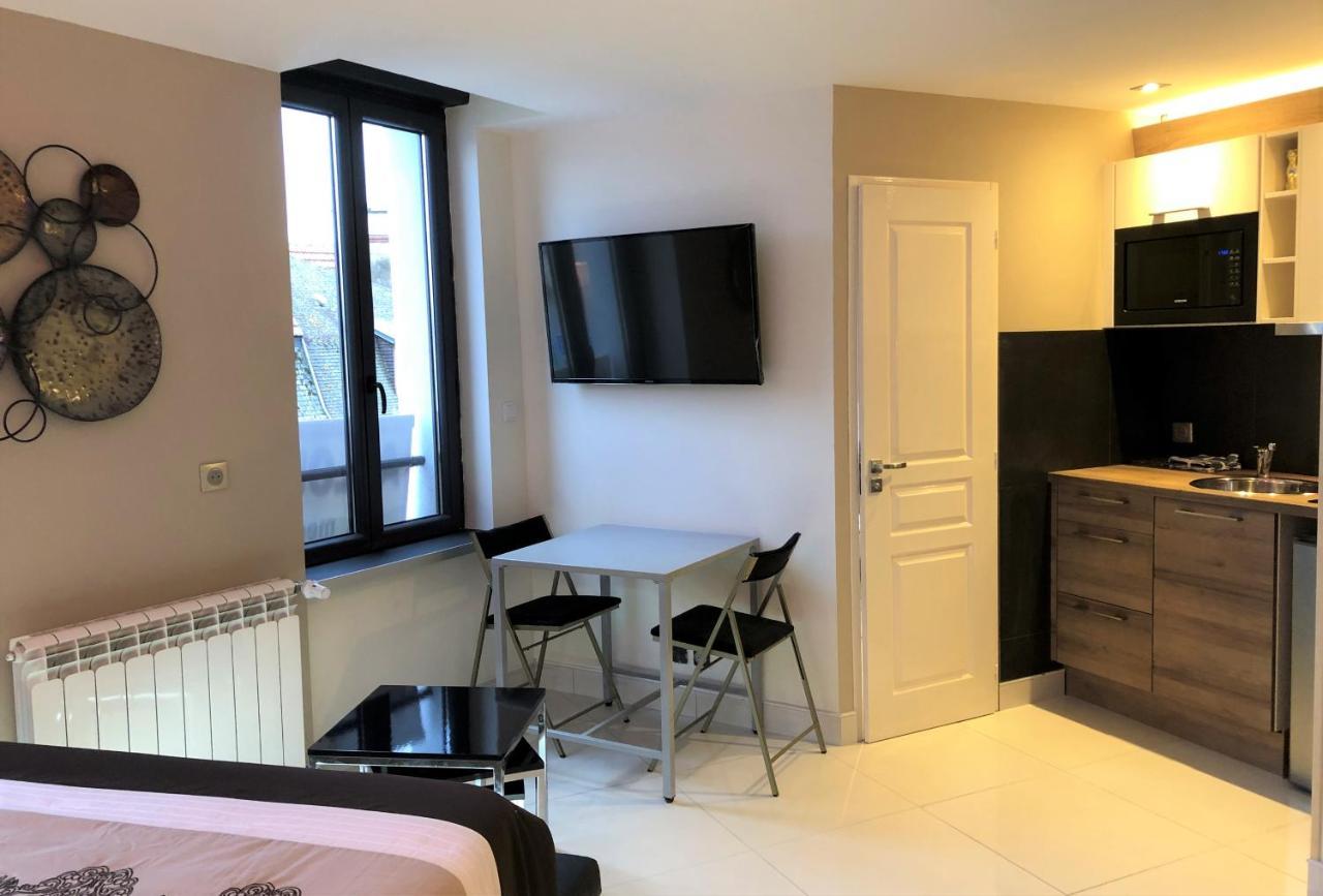 Résidence les Rives du Cher Montluçon Extérieur photo
